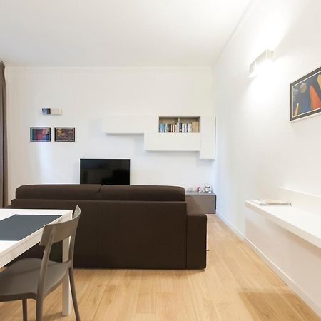 Beautiful Flat In Milano Center Apartment Exterior photo